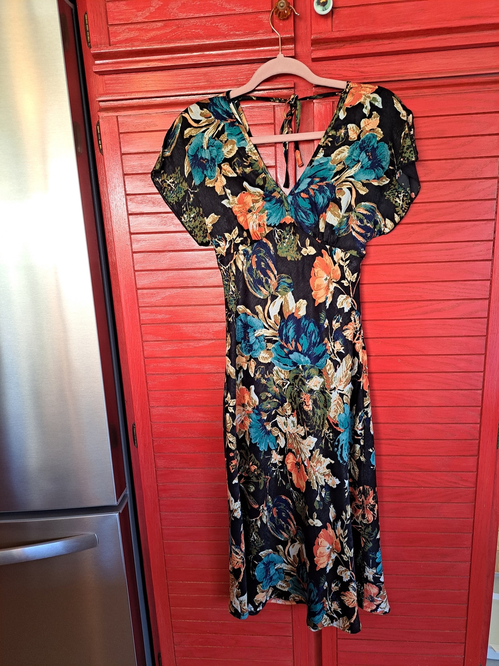 Band of Gypsies Black Midi Dress with Teal & Coral Floral Print Xs